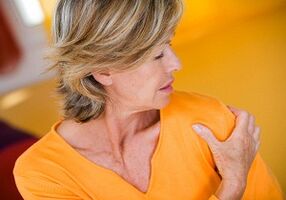 Schulterschmerzen mit Arthrose des Gelenks